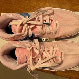 Kd13 Aunt Pearls 6.5M/8W.   Excellent Used Condition!